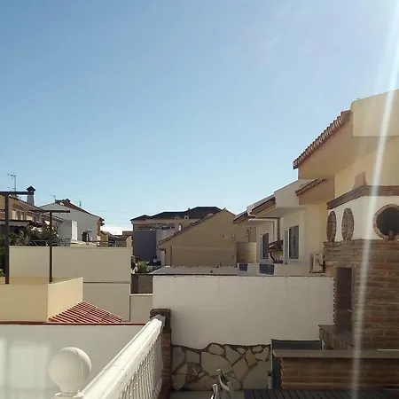 לינה וארוחת בוקר Casa Arigili 2*